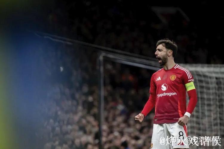 曼联欲售B费筹资7000万引援，两中场目标锁定沃顿，高报价吓退皇马